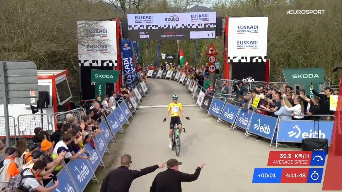 Dans la Musette tweet media