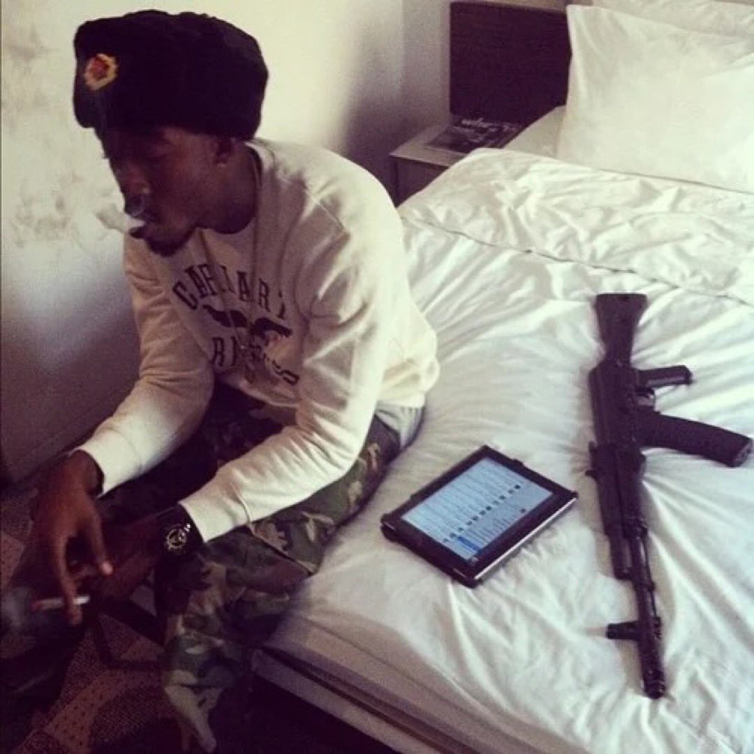 blackstar tweet media