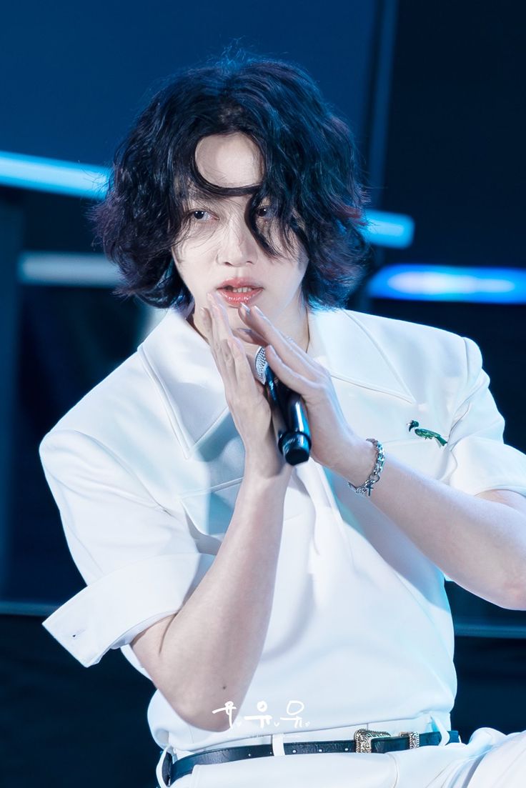 royalheenim's tweet photo. thank you for not giving up even during the hardest days. your comeback literally healed something inside of me and i hope it did the same to you. i'm sure you're gonna thrive at this new era and the world will finally get to hear more of your voice and know how talented u are ❤️ https://t.co/FCAd6uWjmm