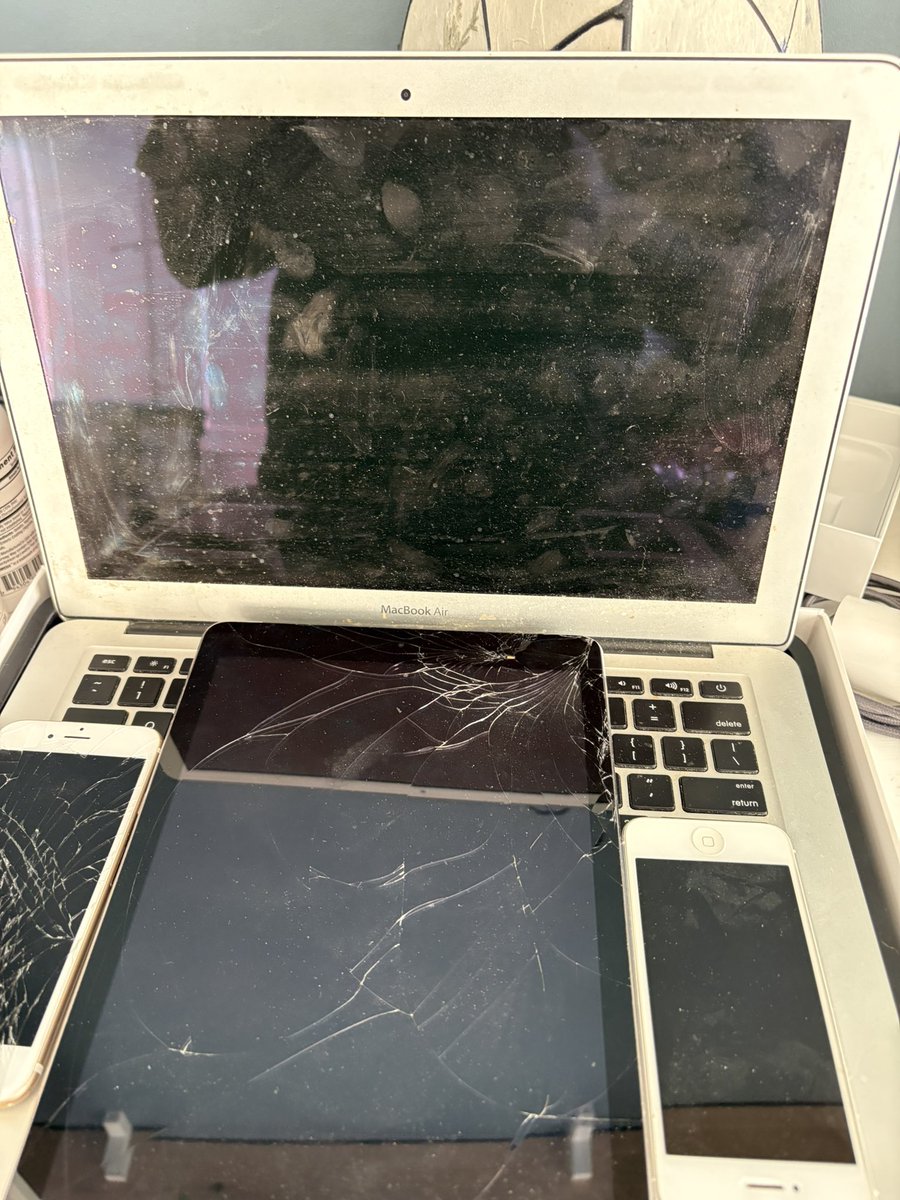 Momchil Pekov tweet media