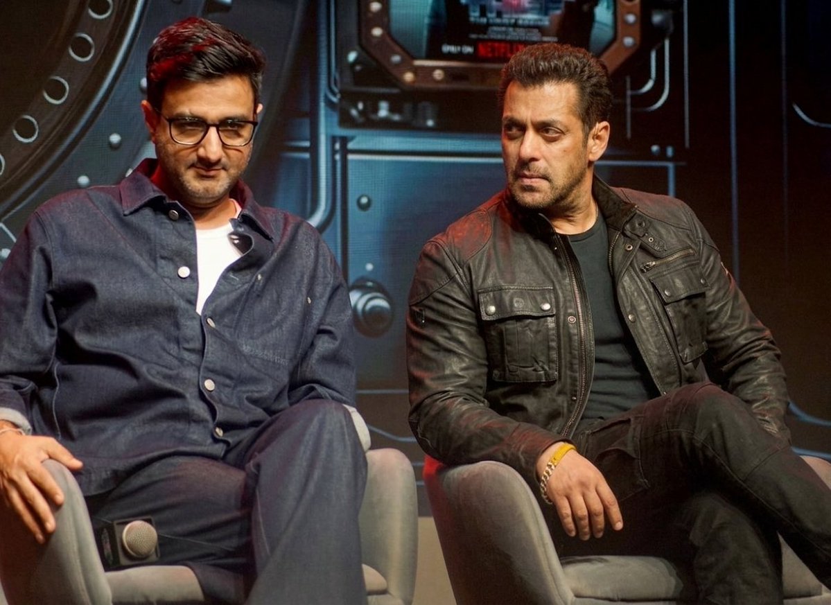 𝘞𝘈𝘓𝘛𝘌𝘙 𝘞𝘏𝘐𝘛𝘌 🚬 tweet media