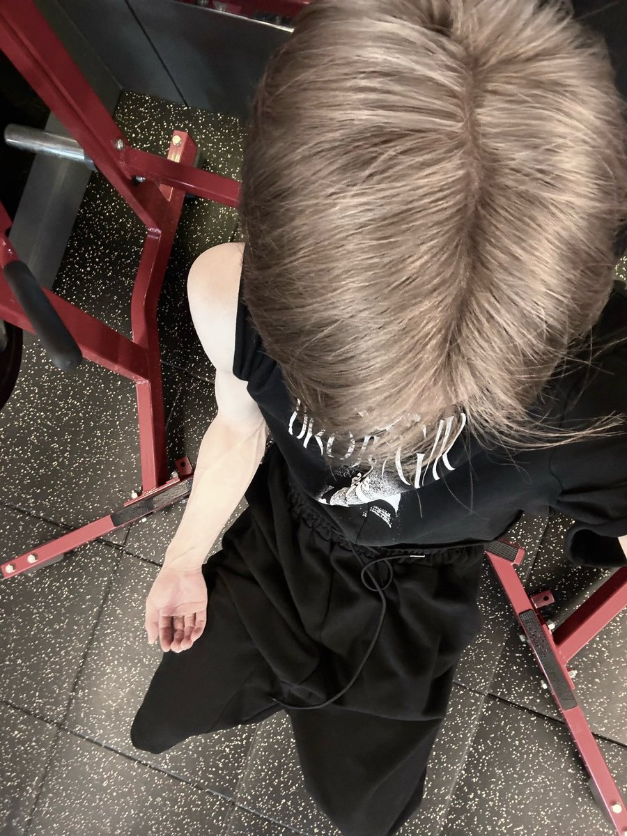 Arno, 张 tweet media