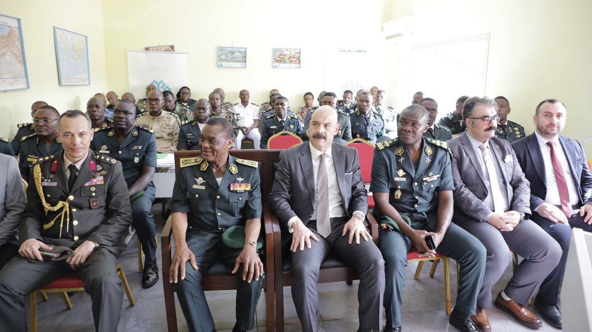 Türkiye in Cameroon tweet media