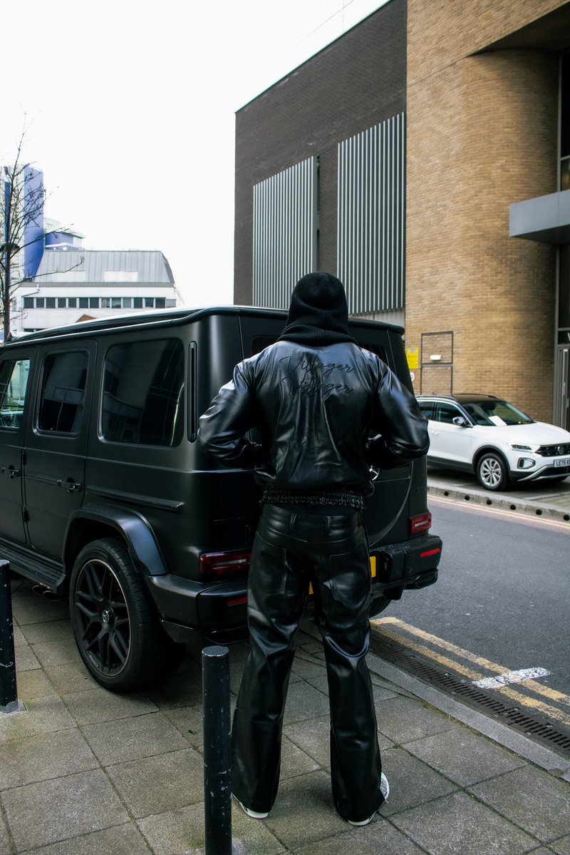 IRON ⚔️🩸 tweet media