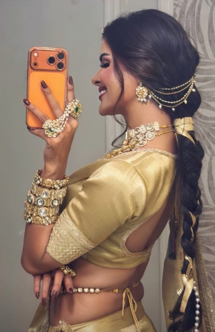 Looking so pretty princess ✨🧿

#PriyankaChaharChoudhary #Naagin7