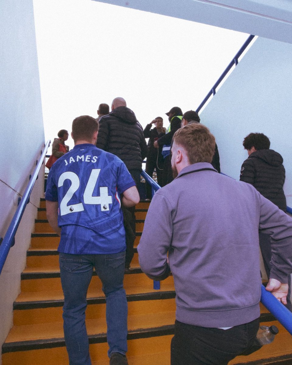 ChelseaFC's tweet photo. A trip to Wembley secured. 

Our Emirates FA Cup Quarter Final matchday captured on film, brought to you by @Carling.

 Please Drink Responsibly. https://t.co/ky43AdCRKH https://t.co/gFV4TPhmkD
