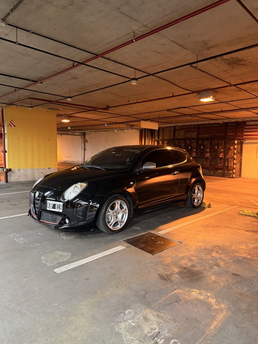 MariaanLione's tweet photo. @oprfd9 @casi_fran @RomanBrunori Tengo el distinctive con el t-jet de 155hp, tiene medio escape y un conico medio casero que le hizo el dueño anterior. Me quiero traer el kit de k&amp;n. https://t.co/GEhkydsMUk