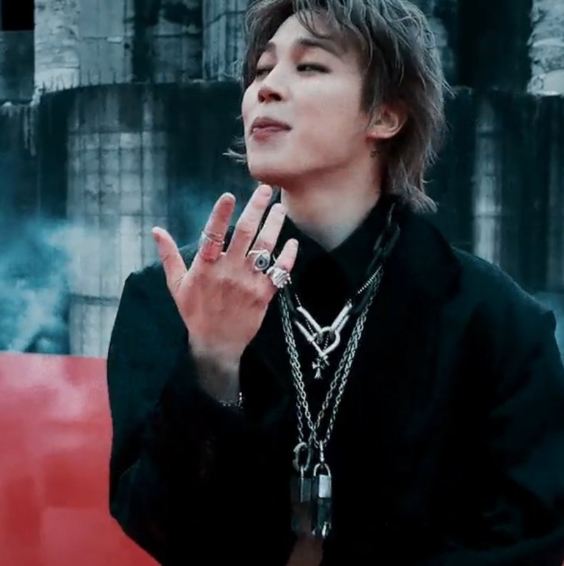 국민패션 tweet media