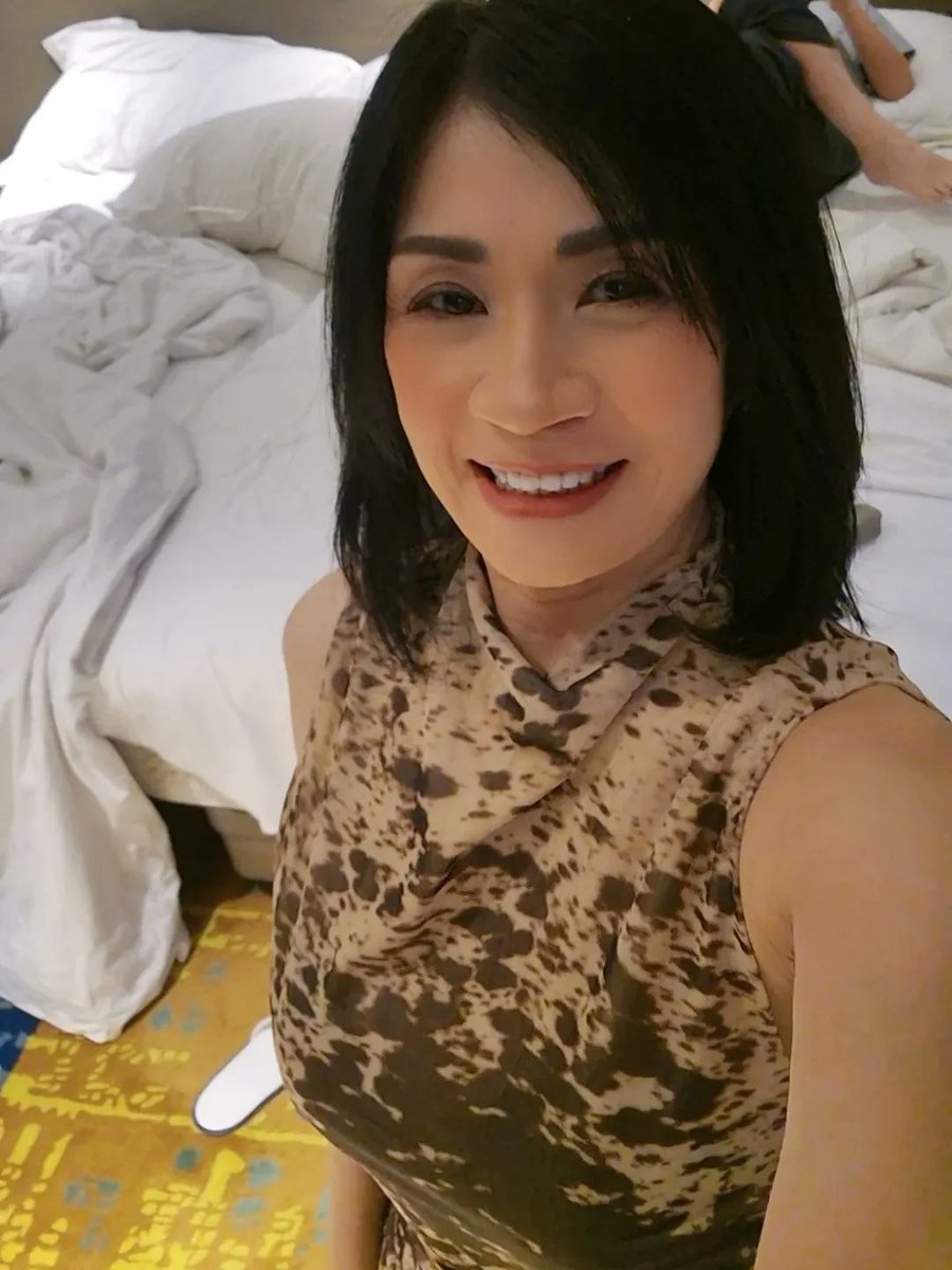 saofudan's tweet photo. 35岁上海松江骚女，但是正直狼虎年纪只有能被操什么都愿意。三通群p都可以。威我ek5639
宾馆，车上 都行 https://t.co/VXIQY29YGG