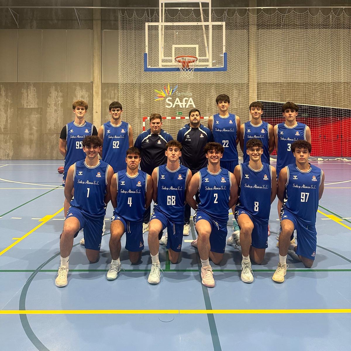 Nuestro junior masculino, el SPB Soto y Alonso, disputa este fin de semana en Arroyo de la Encomienda su Final a 4 autonómica 🏆

Estos serán sus partidos: 
10/4 - 20:30h. 🆚 <a href="/cblaflecha/">Baloncesto la Flecha</a> 
11/4 - 18:00h. 🆚 <a href="/Palencia_Basket/">Súper Agropal Palencia</a> 
12/4 - 16:00h. 🆚 <a href="/CBC_Valladolid/">UEMC Baloncesto Valladolid</a> 

Mucha suerte 💙