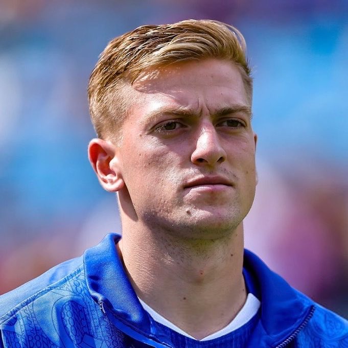 Blacko🍂 tweet media