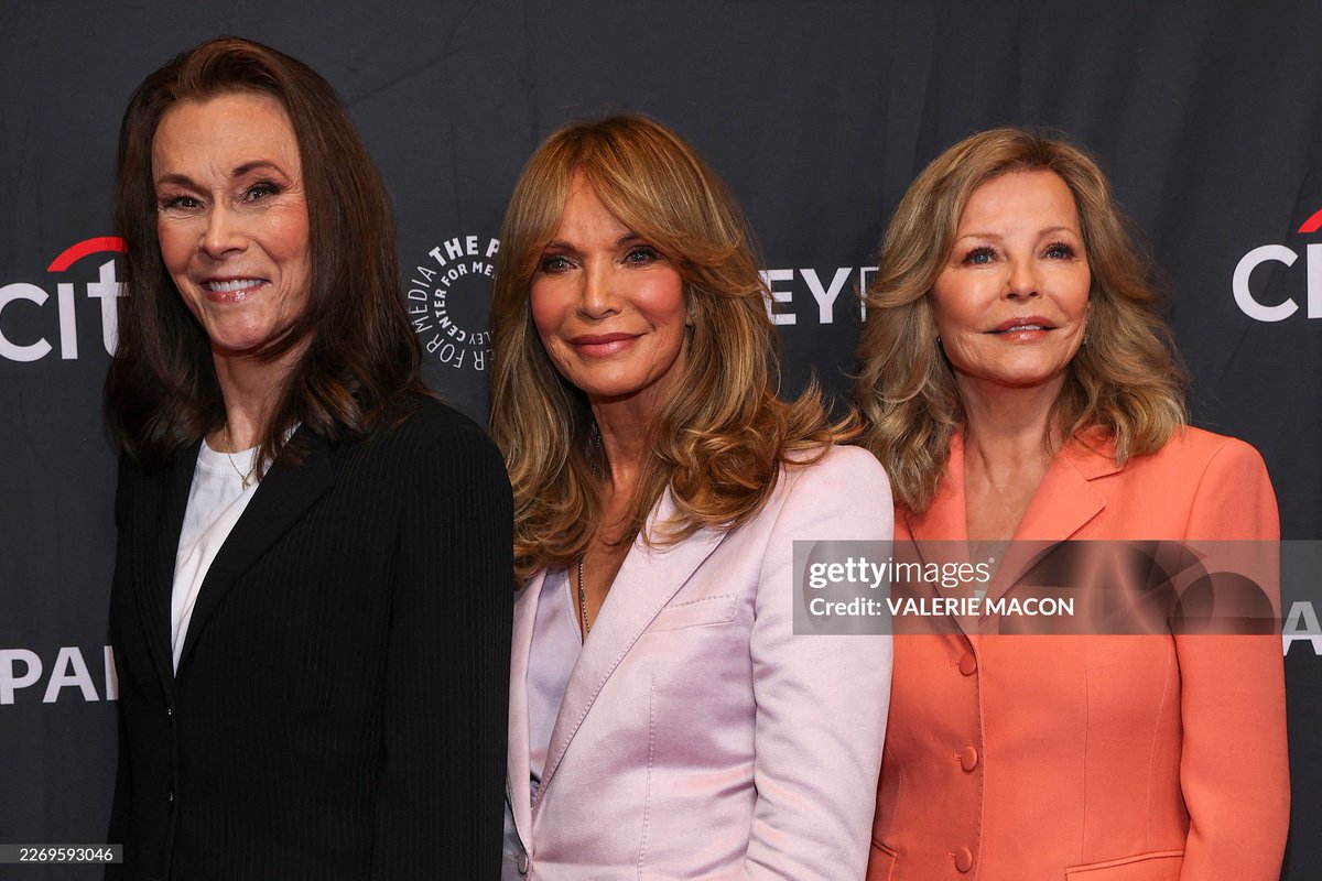 SigPoliakoff's tweet photo. We'll never know what they would look like under normal human aging circumstances, but how can they look in the mirror and think this is possibly better?   Poor Charlie and his Angels. https://t.co/7D8mPrsBFl