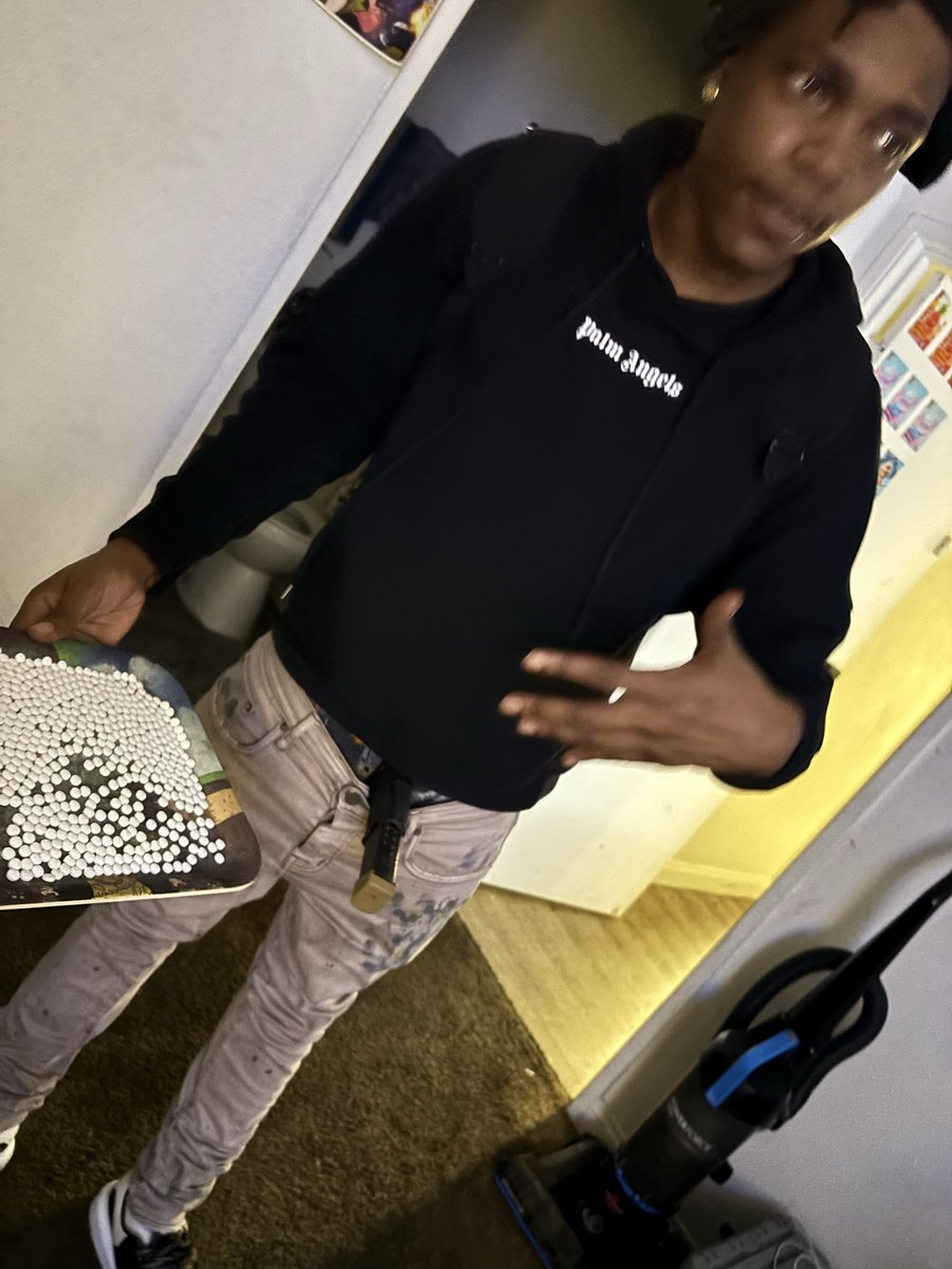 teflondon🩸 tweet media