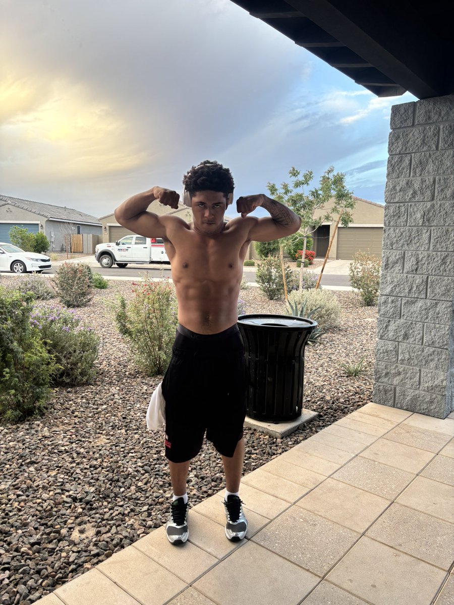 JeyvonT's tweet image. Getting it IN!!! OFFSEASON WORK!💯#owtk #dawg #freshman #juco #LIFT