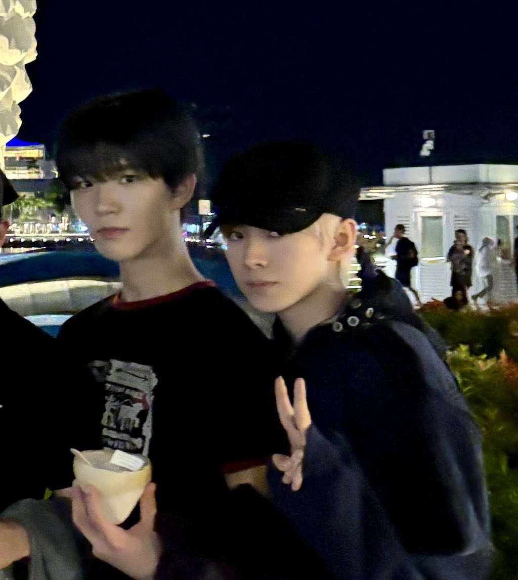 🐈‍⬛ tweet media