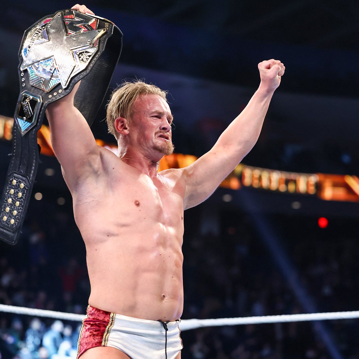 Wrestle Thread tweet media