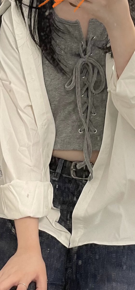 ninomiio's tweet photo. 怎么减小肚子在线等急😭 https://t.co/qLBLwOJqdn