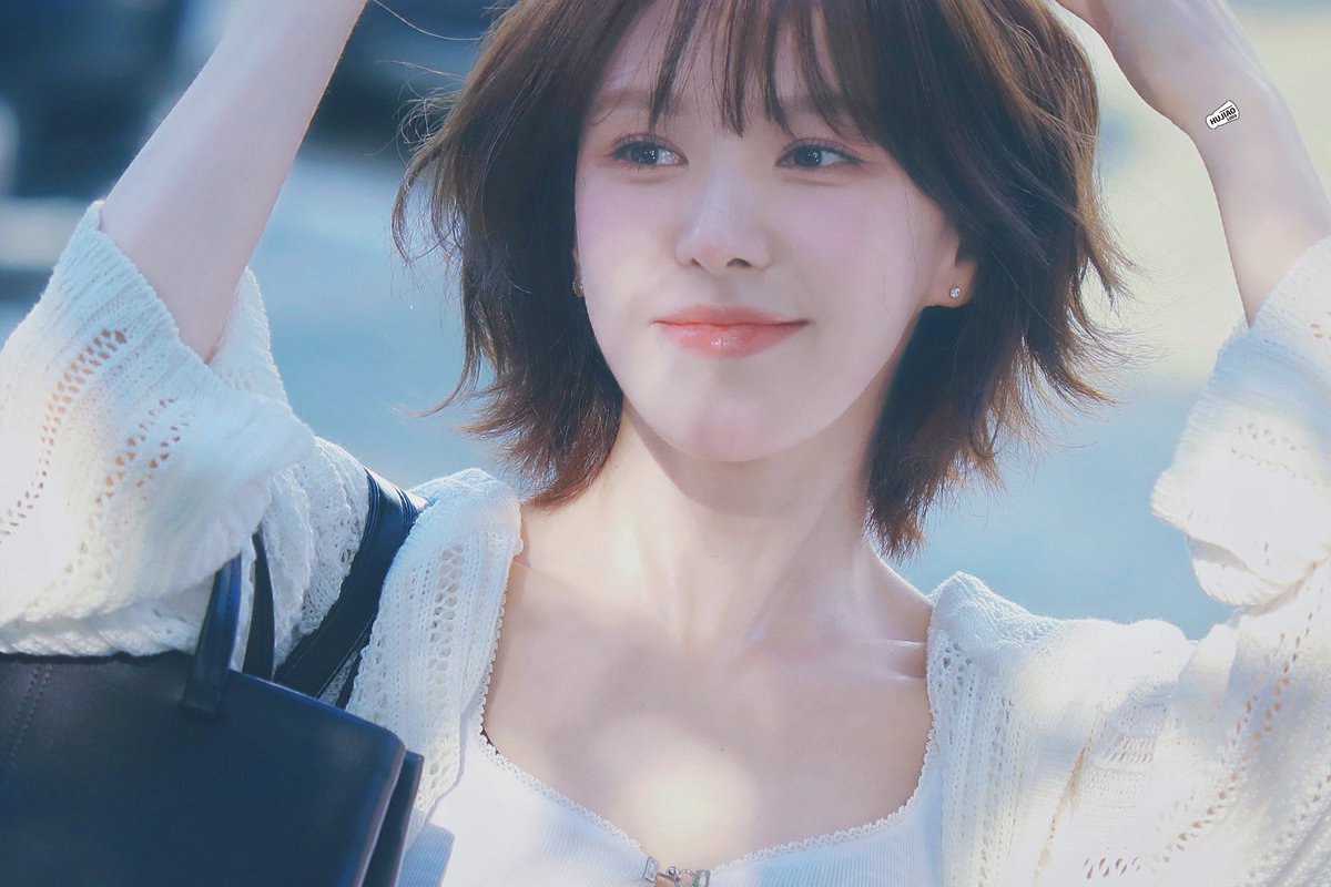 칠떤더 tweet media