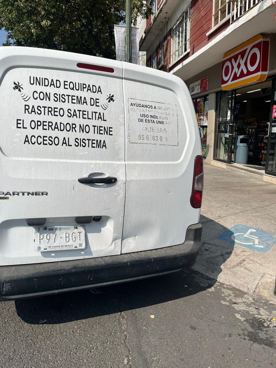 El Extraño tweet media