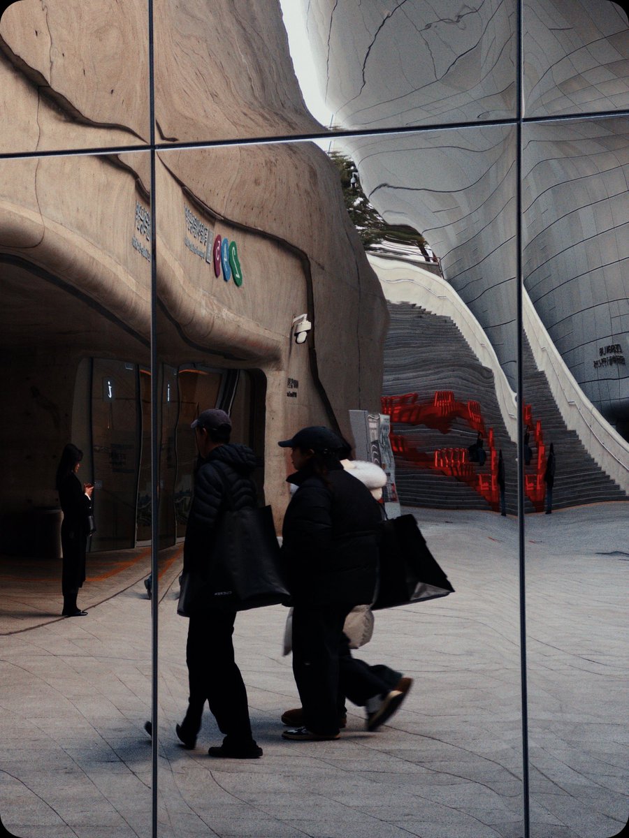 Koloristika™ tweet media