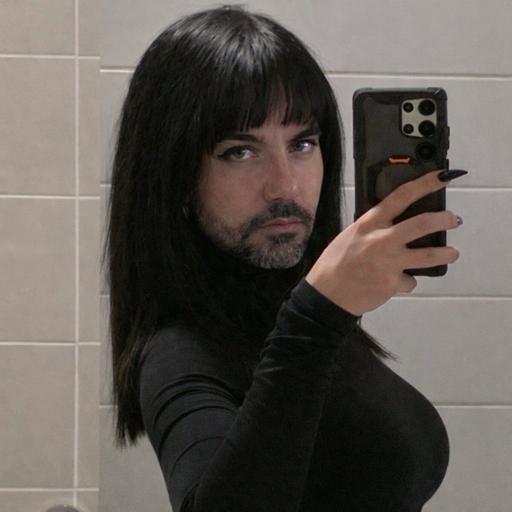 Alex 🥷 tweet media