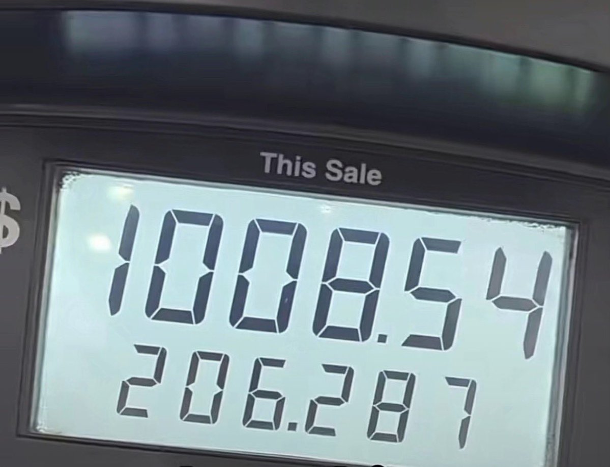 Swinty 🍭 🔜 MP tweet media