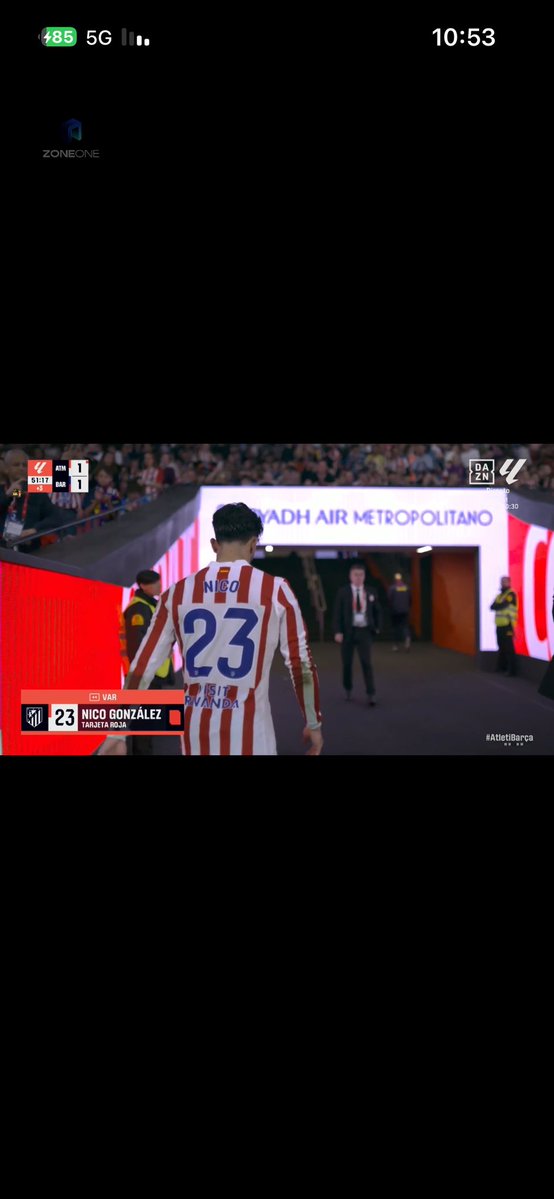 متجر Zone One tweet media