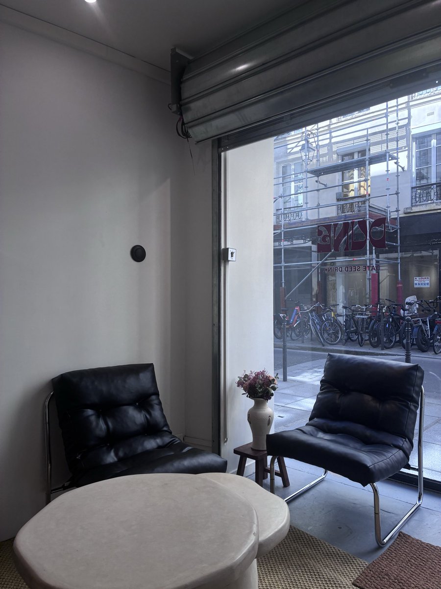 J’ai testé le café au noyau de dattes de la marque Dune, c’est deux sœurs fiLlah qui ont monté leur entreprise, c’est délicieux, le lieu est trop joli et à deux pas de Répu. Allez-y faire un tour in shaa الله 🎀

33 Rue Notre Dame de Nazareth, 75003, Paris