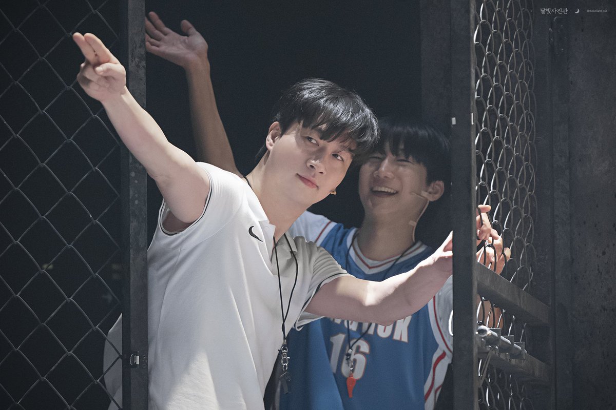 달빛사진관🌙 tweet media