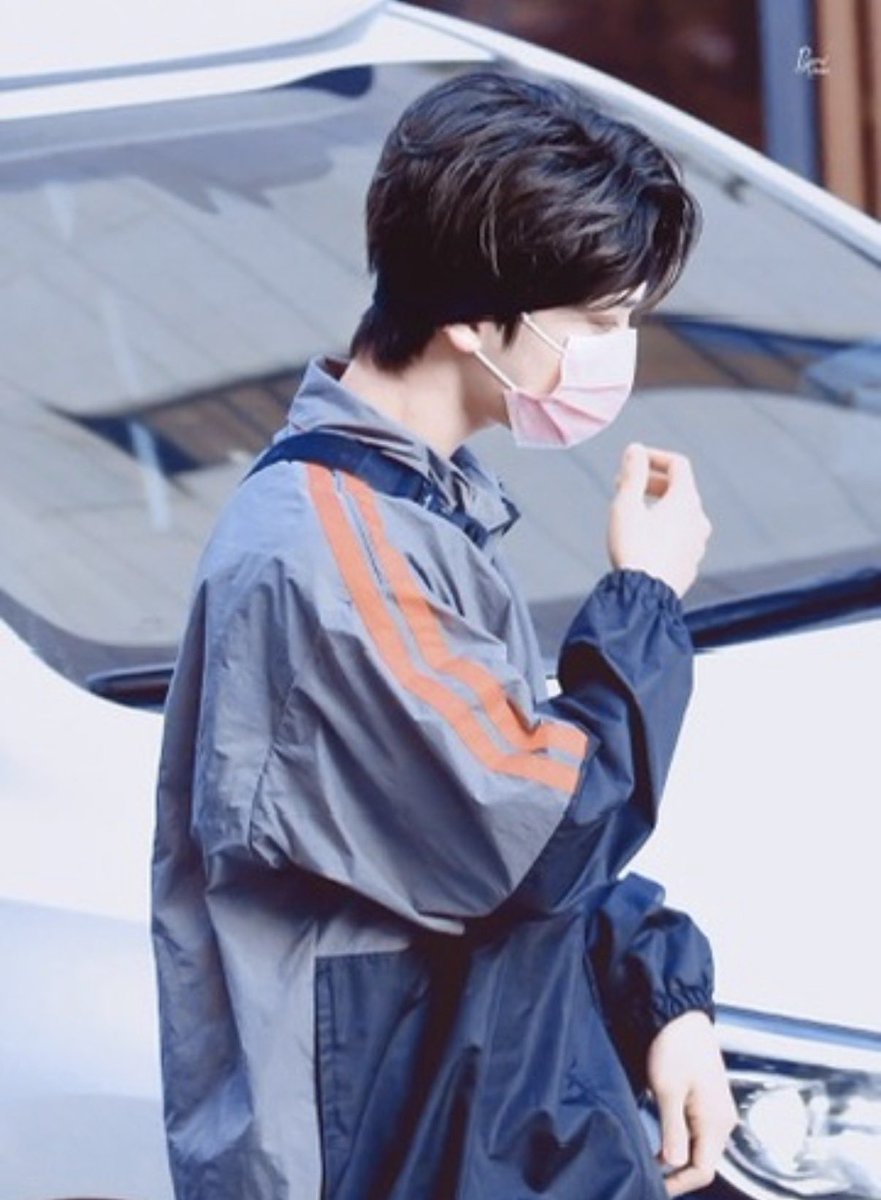 땀이 .. tweet media