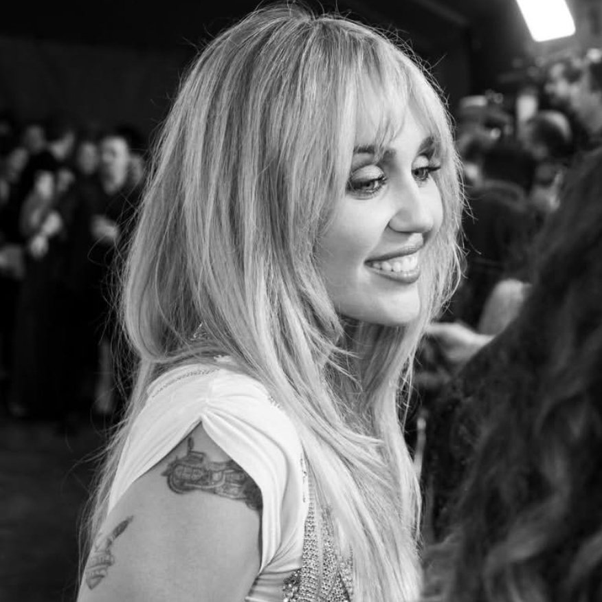 Her side profile is lethal