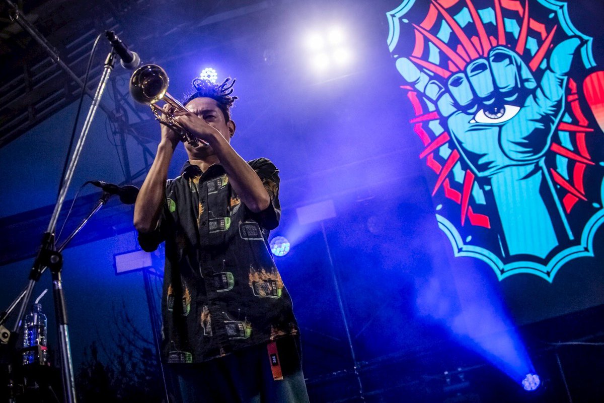 飯川賢 イイカワケン tweet media