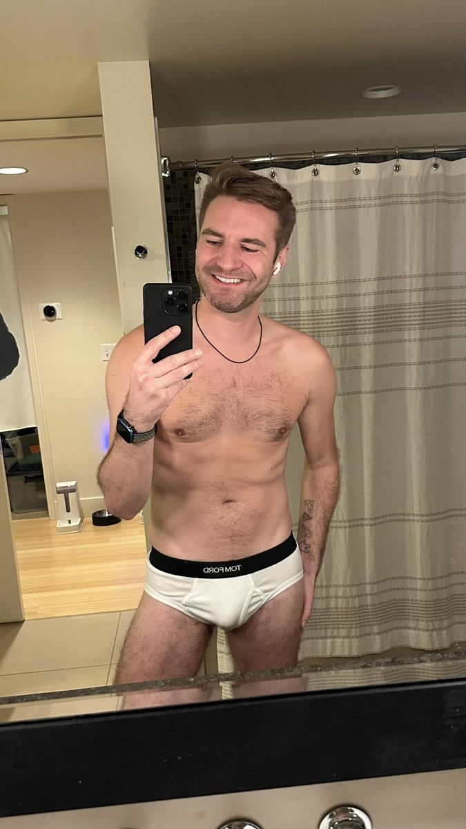 rainygay tweet media