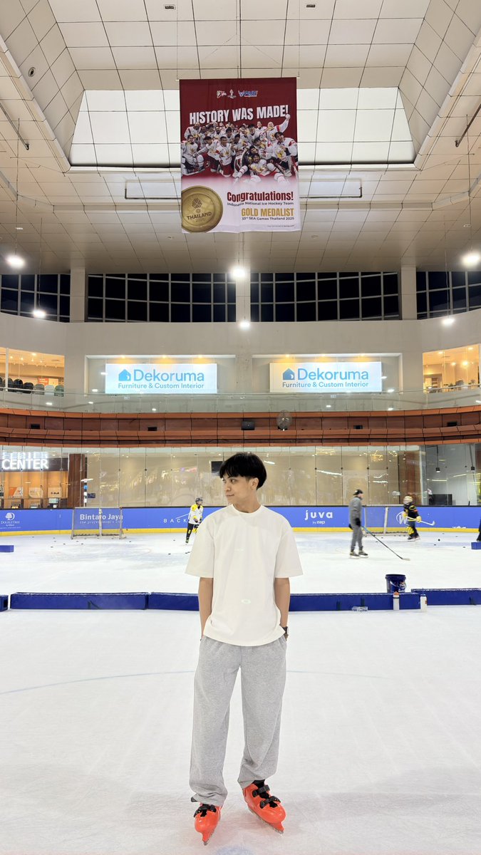 ⟢⟡𝓓𝓪𝔀𝓷⟡⟣ tweet media