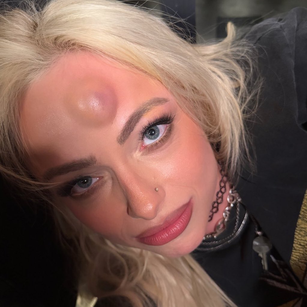 chey⚡️ tweet media