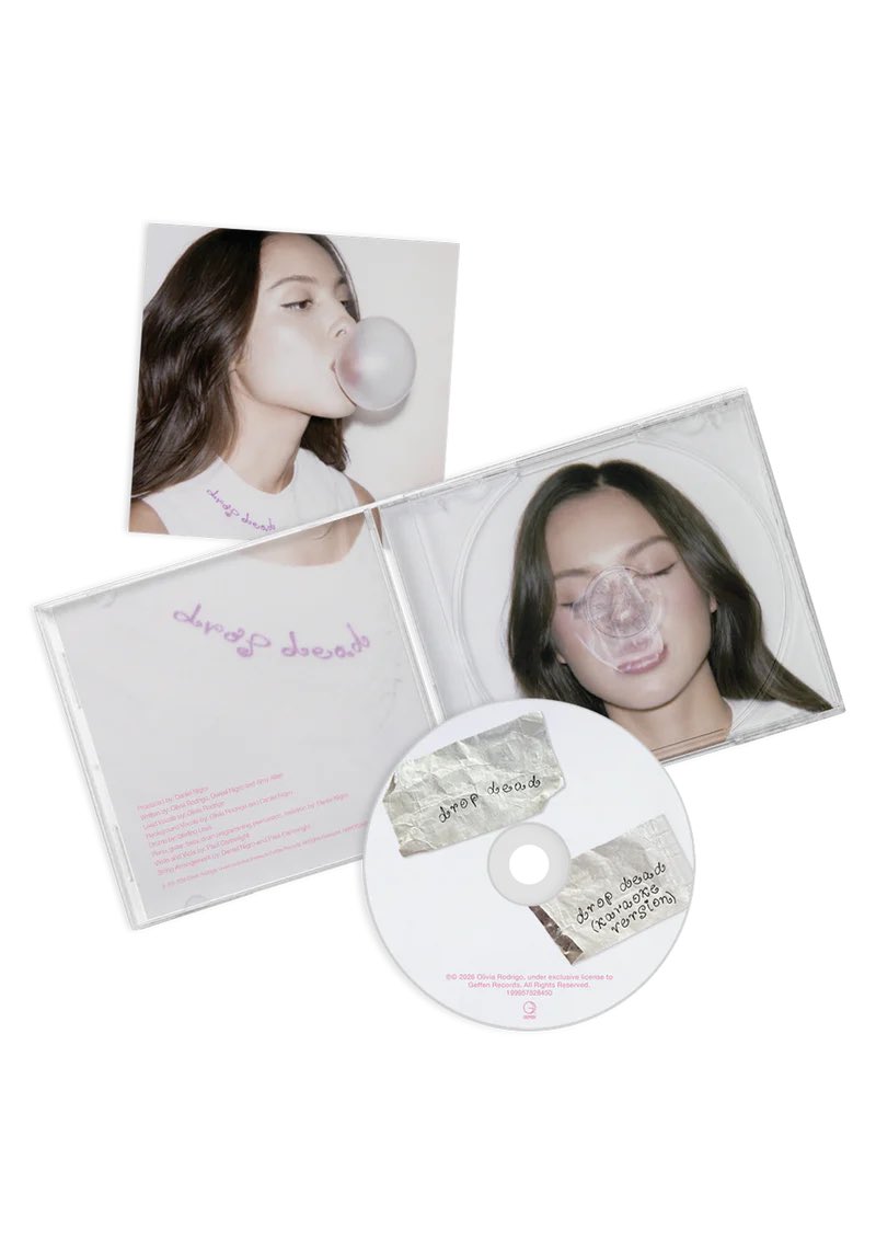 rachel 𑣲 so in love tweet media