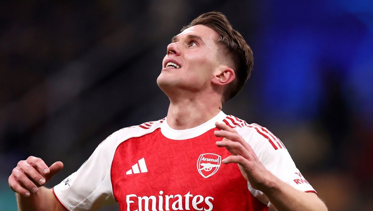 AFC_Haywhy09 tweet media