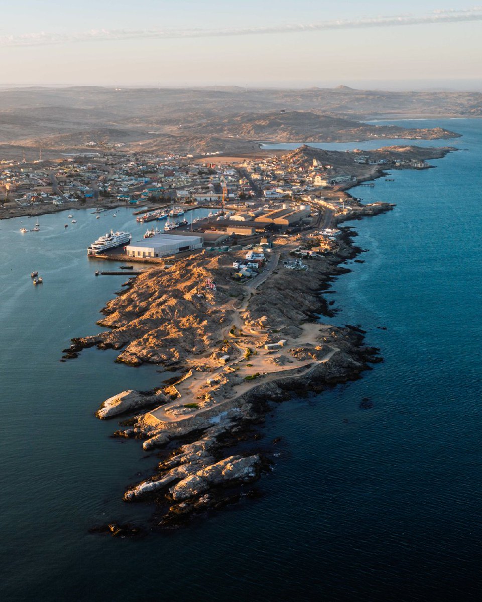 swanhellenic's tweet photo. What a joy it has been to be welcomed by the communities of Southwestern Africa.
 
From the cosmopolitan energy of Cape Town to the vast, arid landscapes of Namibia and Angola, this journey explores regions that remain largely untouched by traditional routes. https://t.co/mzHt8Ovb43
