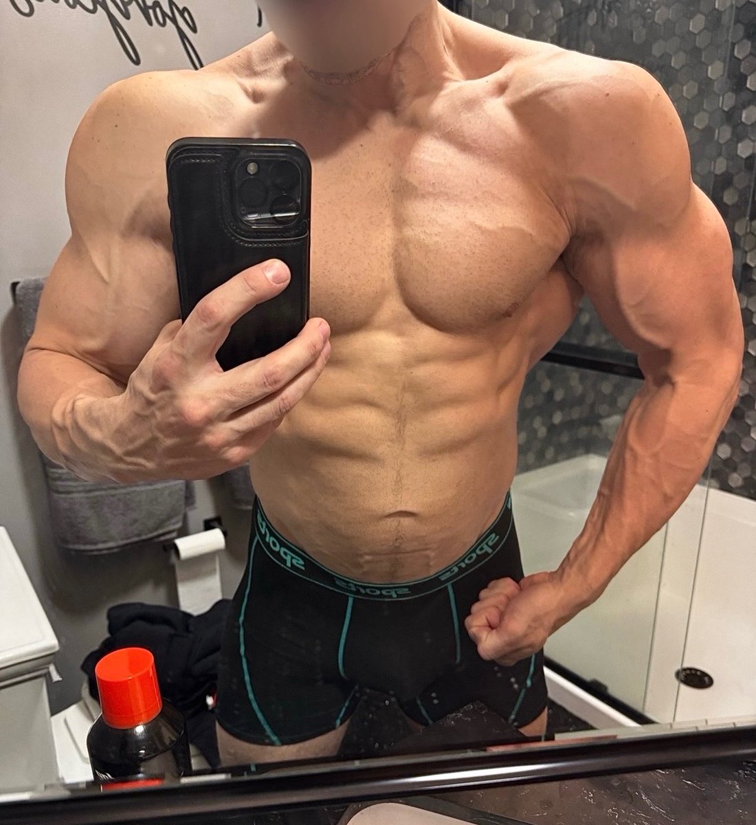 👑Lord Beefcake tweet media