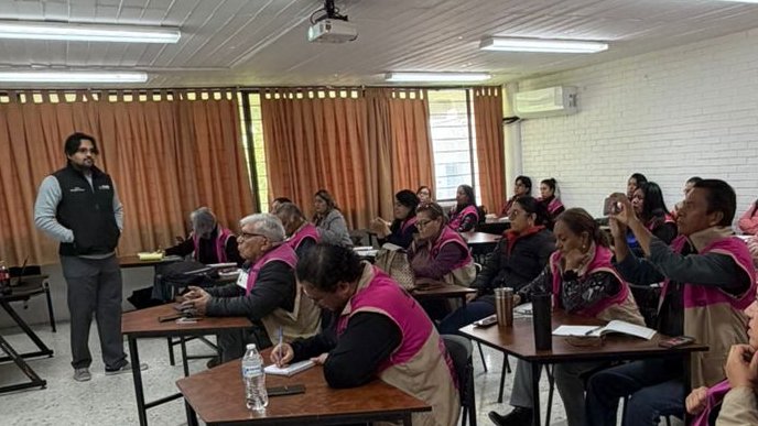 04JDECoahuila's tweet photo. #Entérate
Los días 06 y 07 de abril , Vocales Integrantes de la 04 Junta Distrital Ejecutiva llevaron a cabo los talleres de capacitación a SE y CAE de la Segunda Etapa de Capacitación en la Facultad de Psicología UA de C Unidad Saltillo. https://t.co/Gq3yF0bRNG
