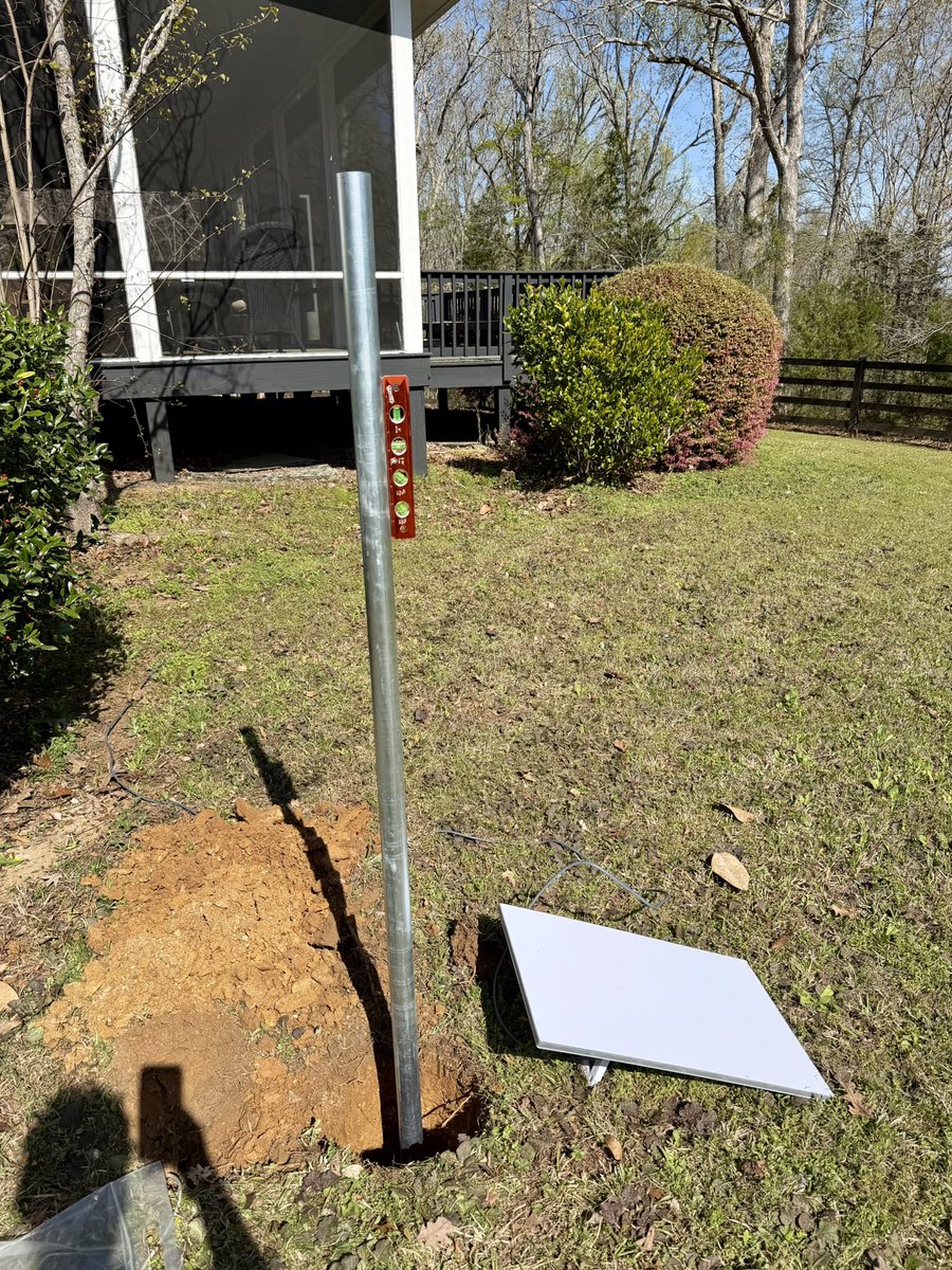 IntMedia_Cola's tweet photo. Plenty of people in our area don’t have access to wired internet but we can help you get Starlink installed.
Starlink delivers fast download speeds up to 400 Mbps! We can also help set up a Starlink system as a reliable backup at your current home.
Call for more info 803-948-8327 https://t.co/gezWBQOw7I