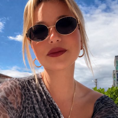 bayanfomonon's tweet photo. #YeniProfilResmi https://t.co/ggZWrJZvhp