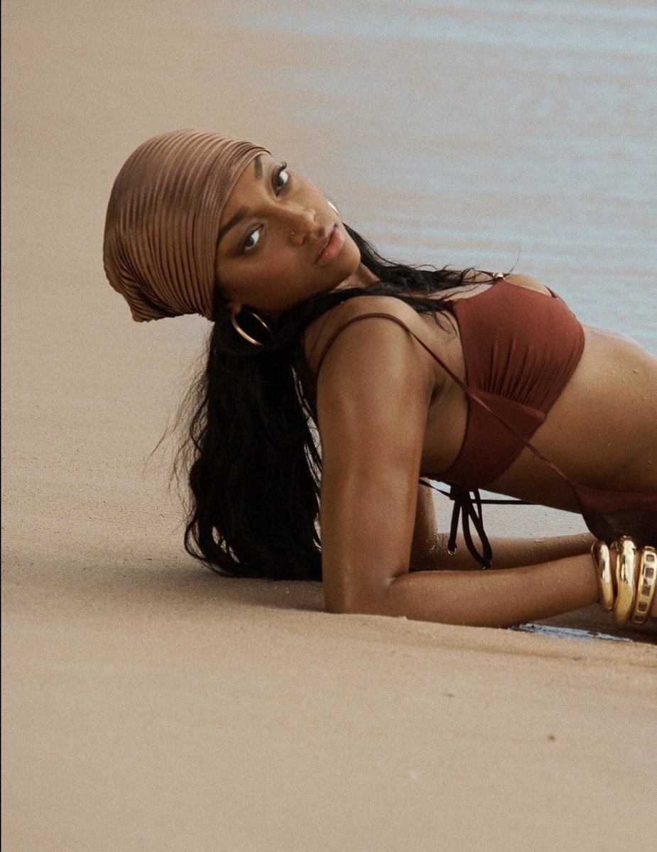 Daijah R 💎🏀🧾💜🐶🕛🍾💚🌹🌈🇺🇸💙 tweet media