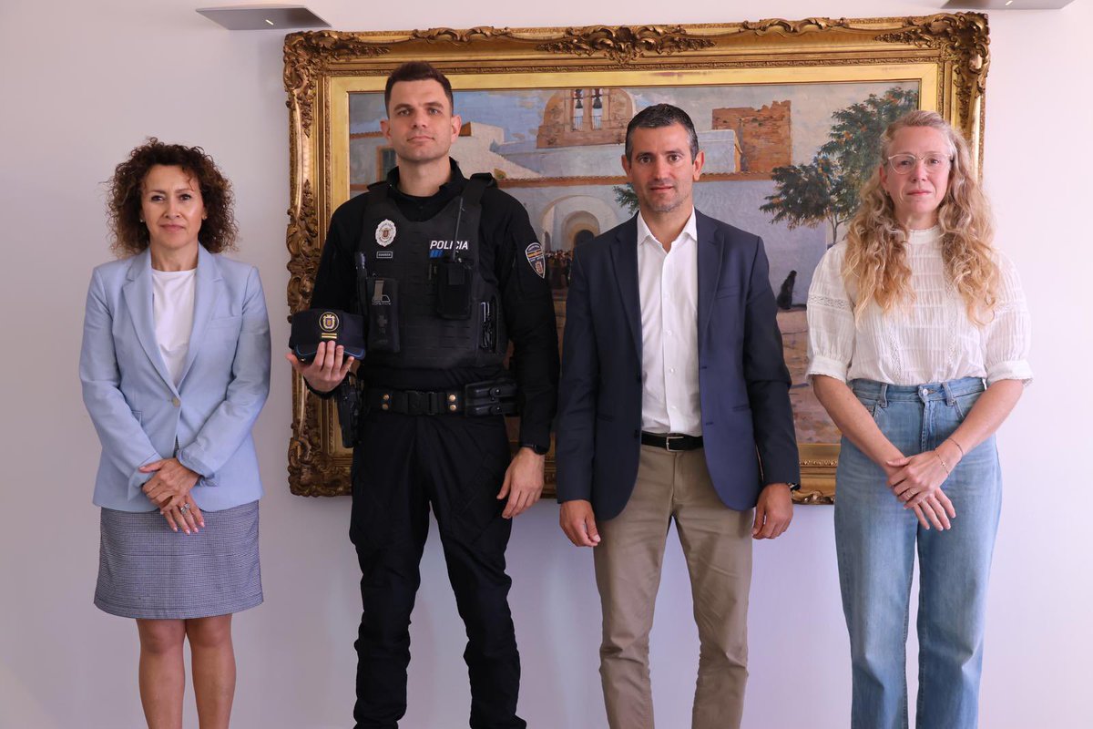 Neus Mateu Roselló tweet media