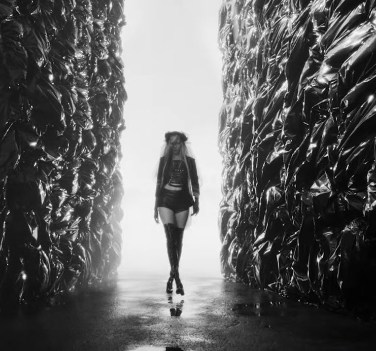 𝐋𝐢𝐚𝐧𝐚. ⁷ 🔮 • ⊙⊝⊜ VAI VER O BTS! 🇧🇷 tweet media