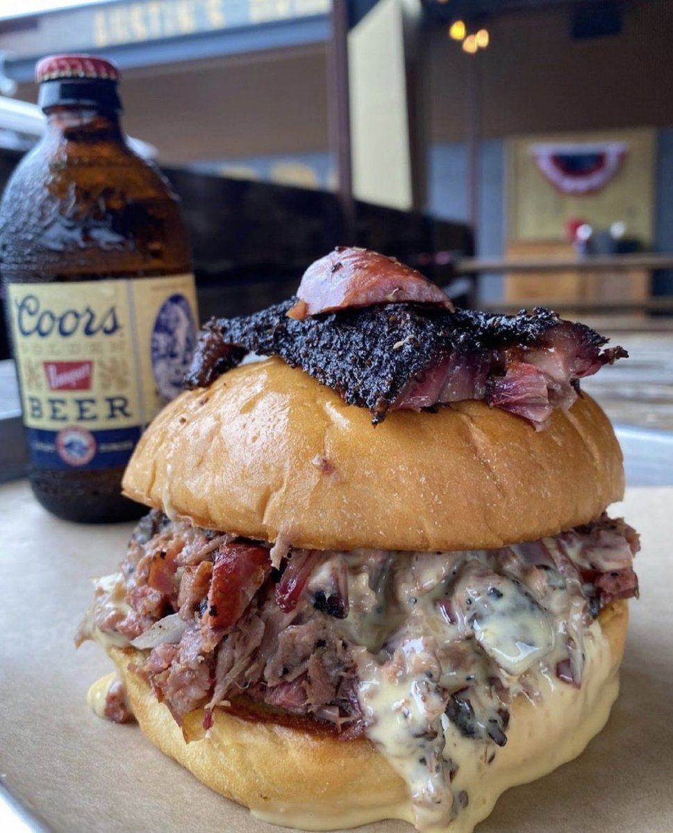 StilesSwitchBBQ's tweet image. That Mailman Sandwich is leading off the board this Tuesday! Get by for it! Click the link below to check out the full lineup of Daily Specials this week: austin.stilesswitchbbq.com/austin-brentwo… #TexasBBQ #AustinTX