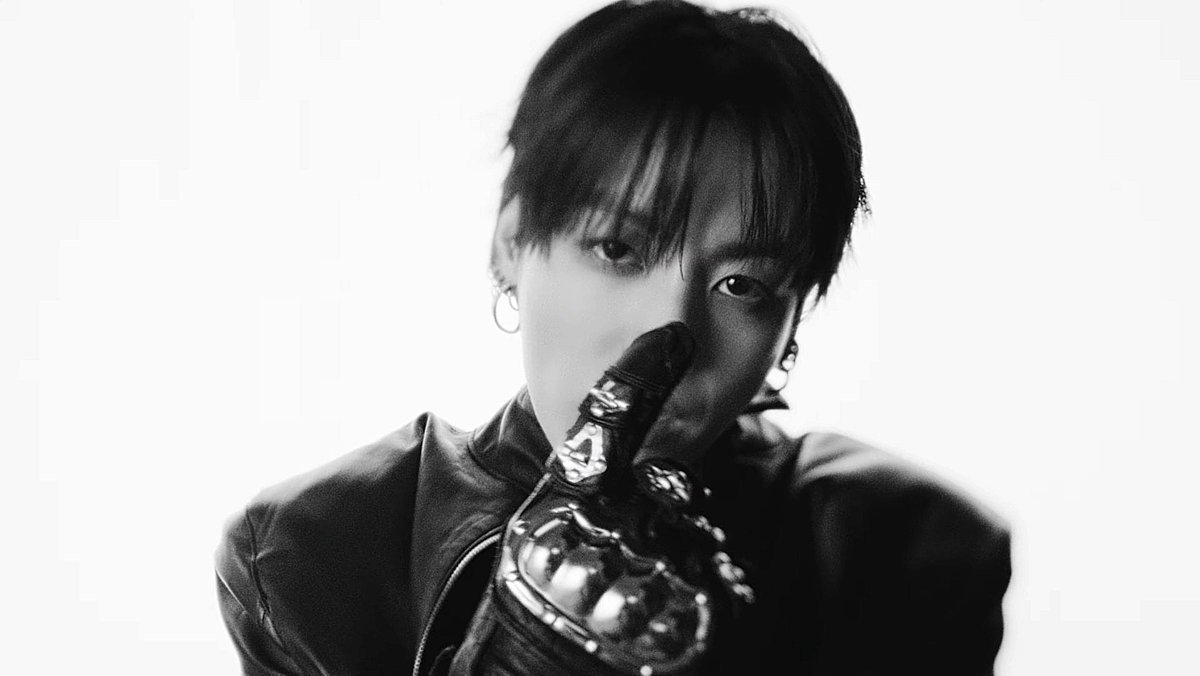 정국 tweet media