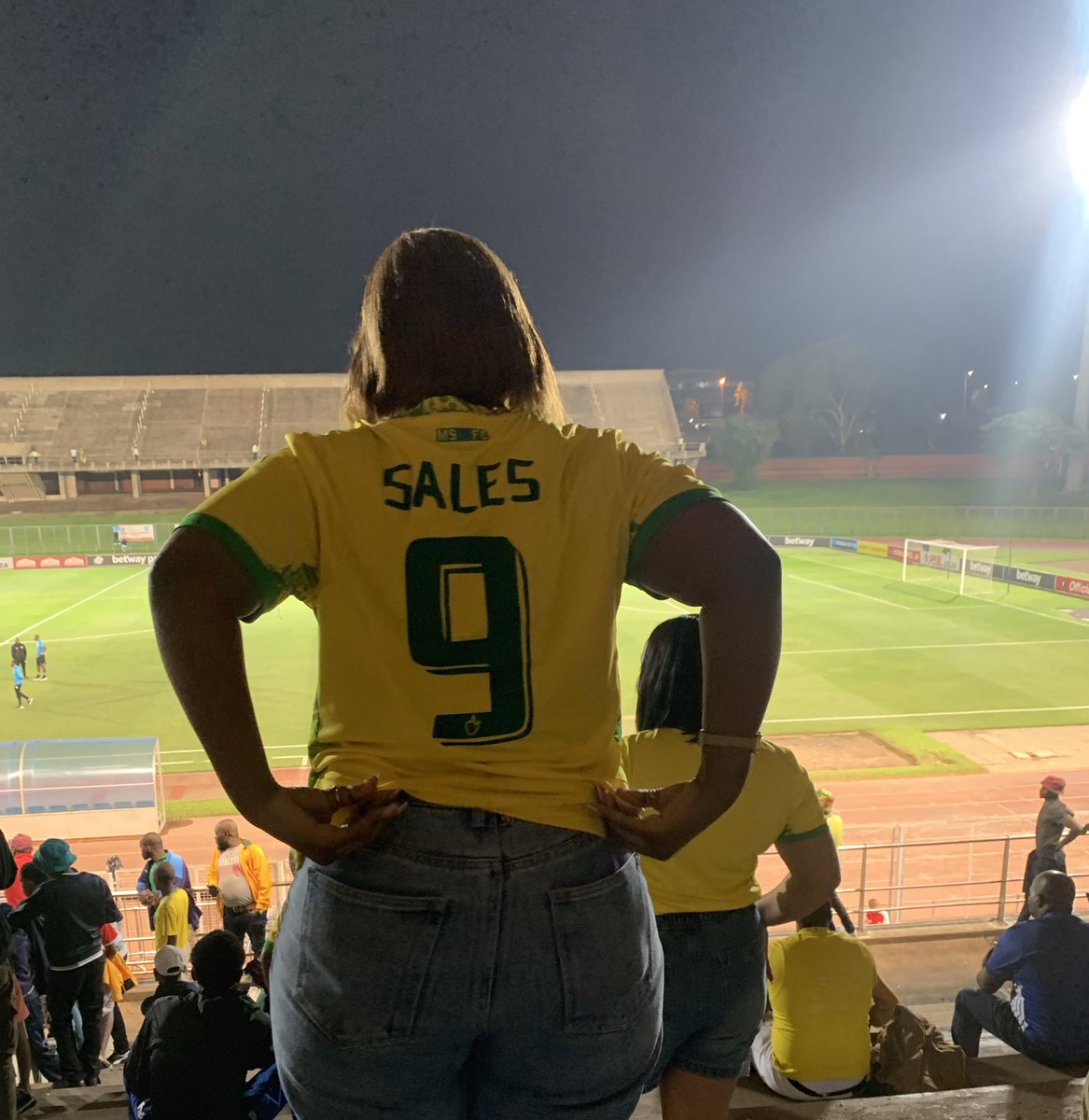 MaGabhisa-Sales.💛 tweet media