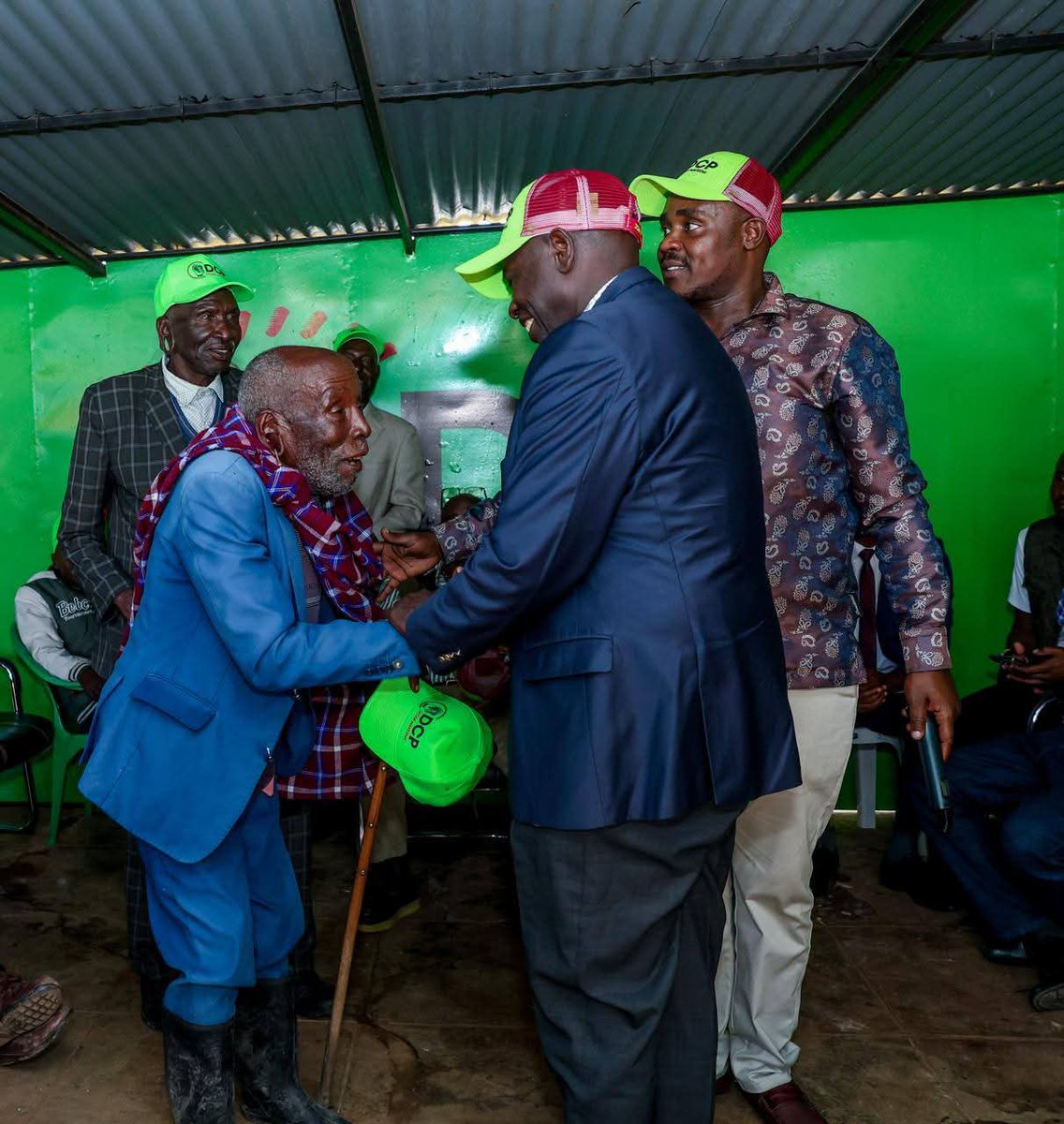 KaguchiaMp's tweet photo. Mambo Sasa Ni mwecheche pale Emurua Dikirr.
I had the honour of joining the DCP Party Leader H.E. @rigathi Gachagua, EGH
today during the official unveiling of the Party’s office in Emurua Dikirr Constituency.
#DCPParty https://t.co/8zwW70tqro