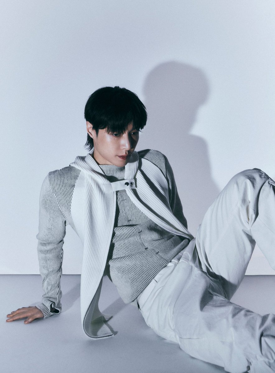 yixing archive ☆ tweet media